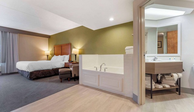Comfort Inn & Suites LaVale - Cumberland
