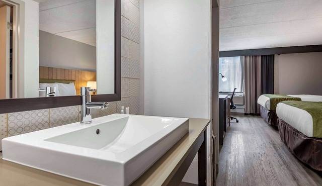 Comfort Inn & Suites Liverpool - Syracuse North