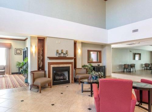 Comfort Inn & Suites Madisonville