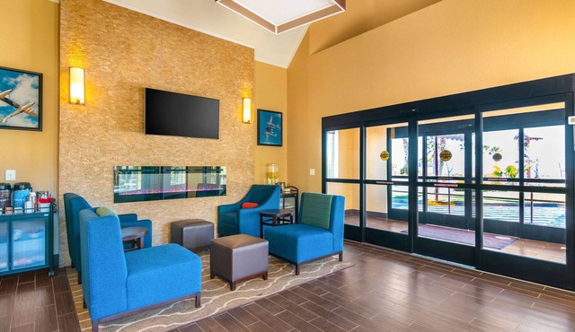 Comfort Inn & Suites Mojave