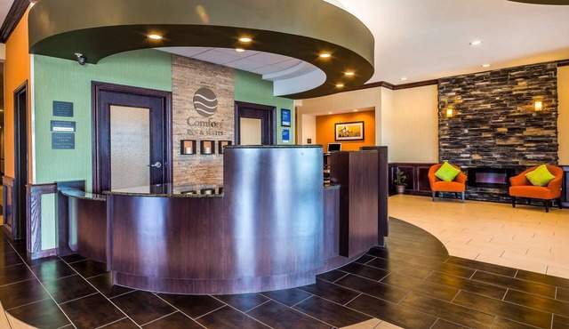 Comfort Inn & Suites Moore - Oklahoma City
