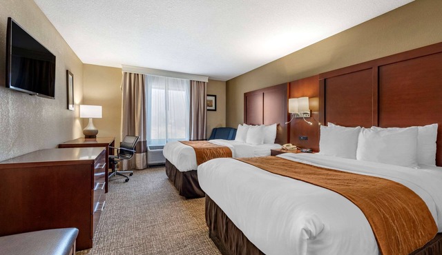 Comfort Inn & Suites Muncie Near University