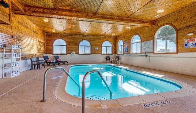 Comfort Inn & Suites near Route 66