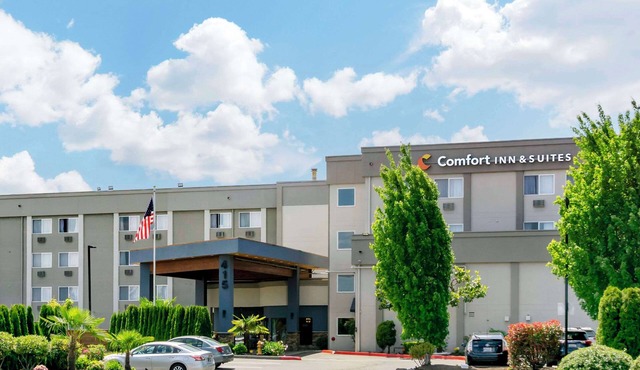 Comfort Inn & Suites Pacific - Auburn