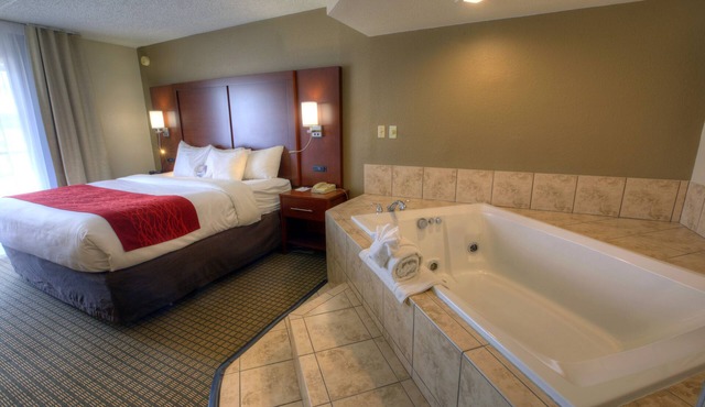 Comfort Inn & Suites Rochelle - DeKalb