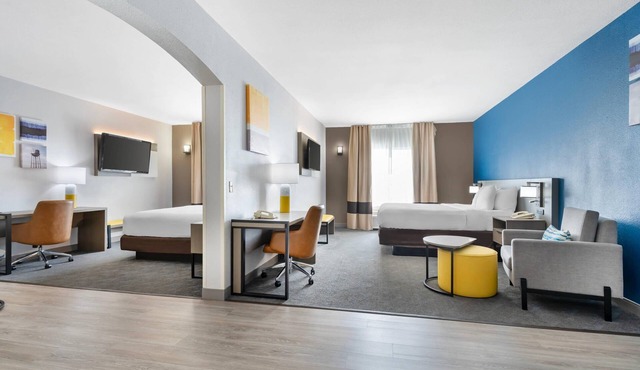 Comfort Inn & Suites Sacramento - University Area