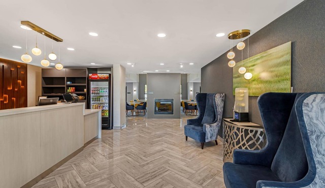 Comfort Inn & Suites Savannah Airport