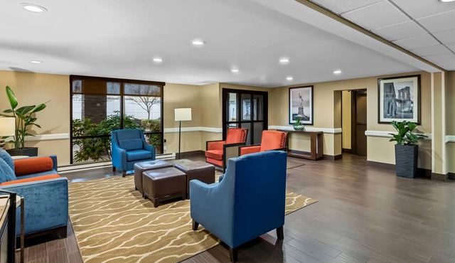 Comfort Inn & Suites Somerset - New Brunswick