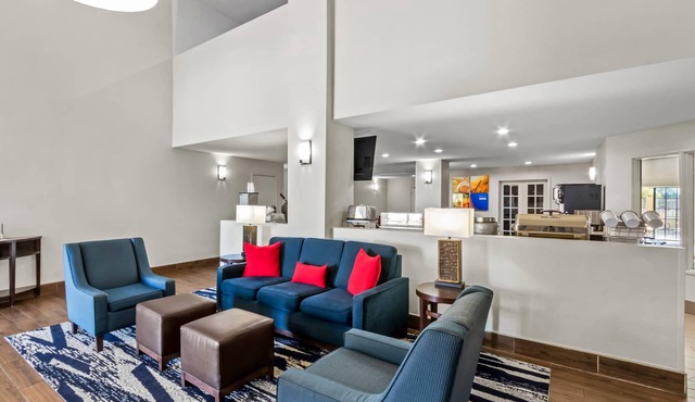 Comfort Inn & Suites Surprise Near Sun City West