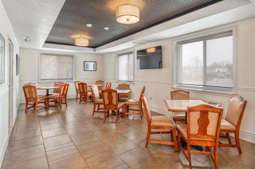 Comfort Inn & Suites Thousand Islands Harbour District