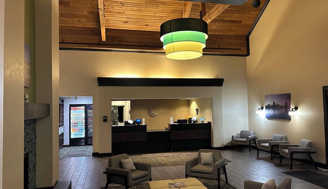 Comfort Inn & Suites Toledo North