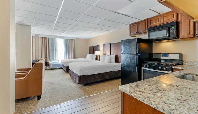 Comfort Inn & Suites Triadelphia - Wheeling