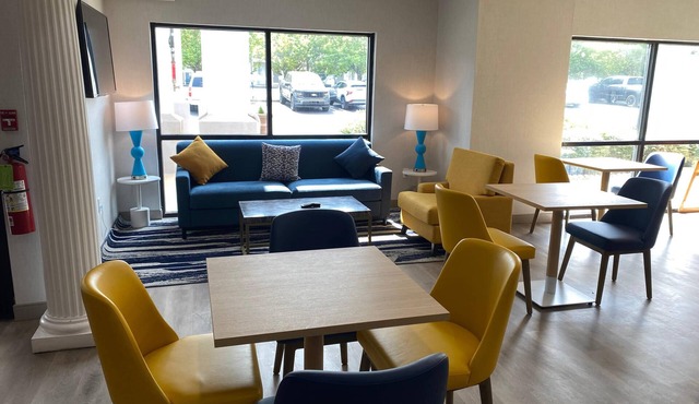 Comfort Inn & Suites Trussville I-59 exit 141