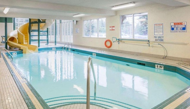 Comfort Inn & Suites University