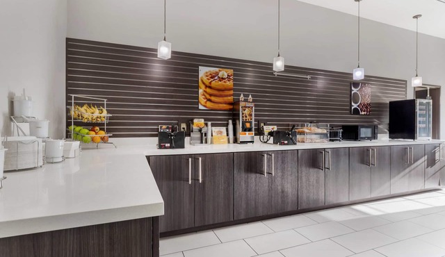 Comfort Inn & Suites