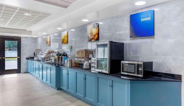 Comfort Inn & Suites Voorhees/Mt. Laurel