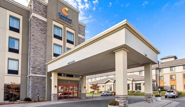 Comfort Inn & Suites West - Medical Center