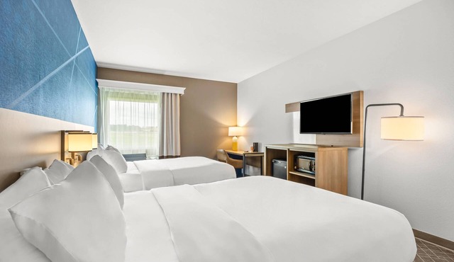 Comfort Inn Willow Springs US 60 and US 63