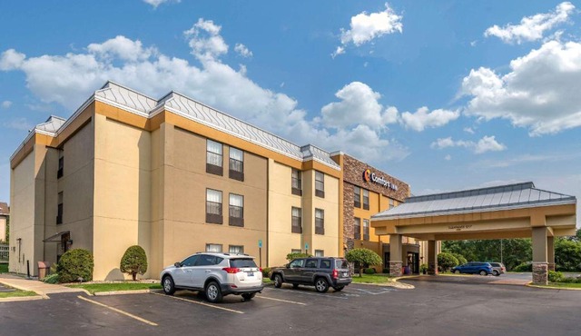 Comfort Inn Wings Stadium