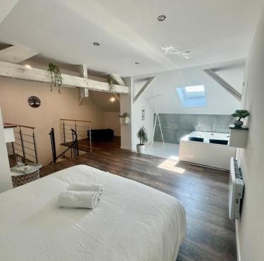 Comfort Jacuzzi New Apartment in Nilvange