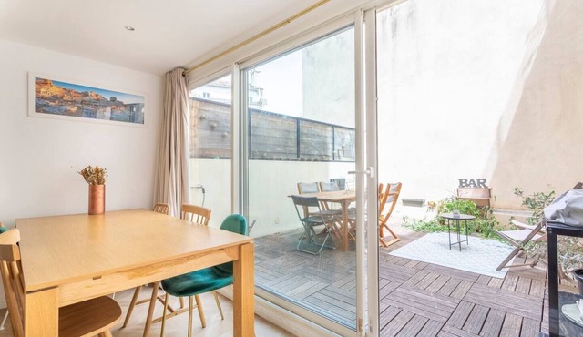 Comfort & Light: T2 with Large Terrace - Marseille