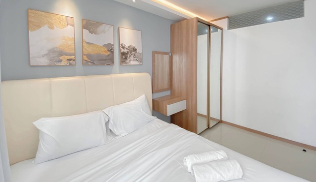Comfort Living 2Br Kebagusan City Apartment