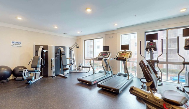 Comfort Meets Convenience Parking, Gym, near NYC