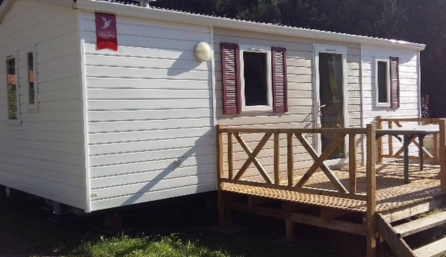 Comfort Mobile Home for 6 in Chazelles-sur-Lyon