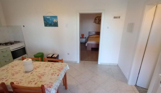 Comfort One Bedroom Apartment with Terrace and Sea view