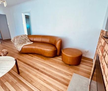 Comfort only 15 minutes from the airport!