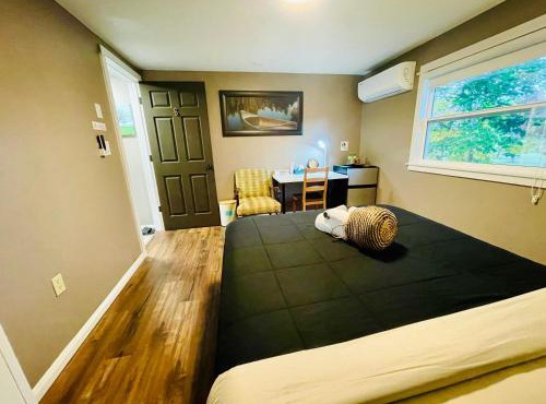 Comfort Room-Free Parking & Cozy Stay in Charlottetown