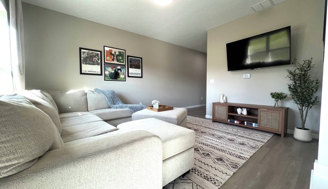 Comfort & Space: 3 King Beds, Large Rooms, Attached Garage!