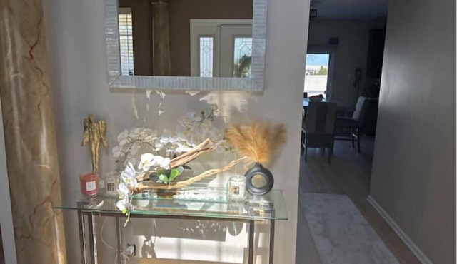 Comfort & Space for the Whole family! Sleeps 8+