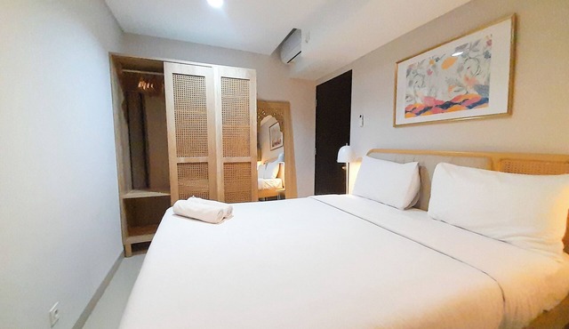 Comfort Stay 1BR at Patraland Amarta Apartment