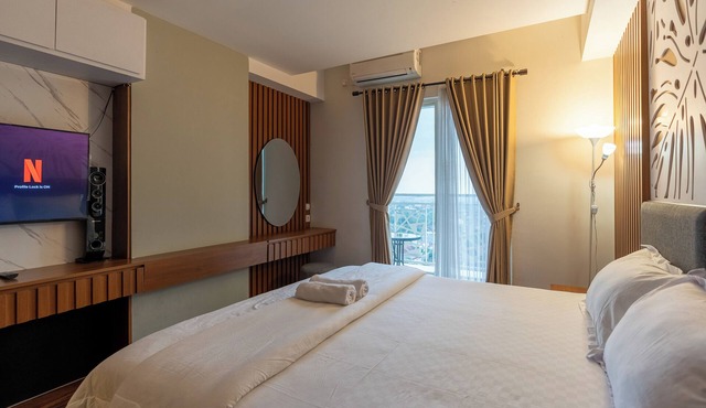 Comfort Stay at Mataram City Apartment