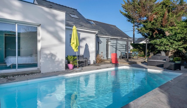 Comfort stay with pool - 6 adults, 4 children