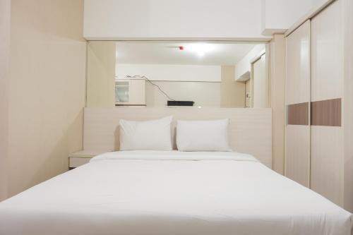 Comfort Studio at Kebagusan City Apartment By Travelio