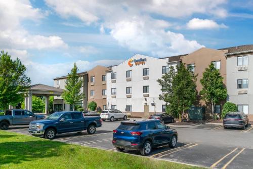 Comfort Suites Auburn Hills-Detroit