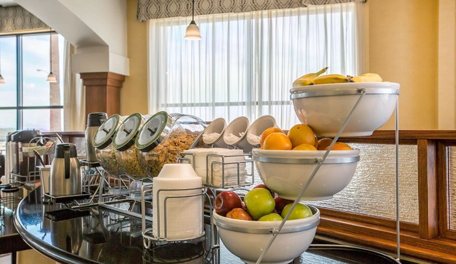 Comfort Suites Barstow near I-15