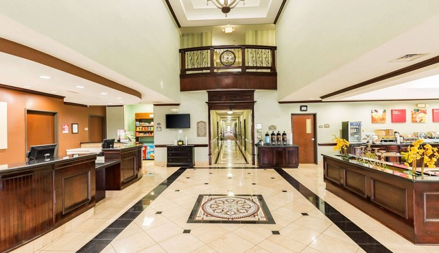 Comfort Suites Beaumont I-10