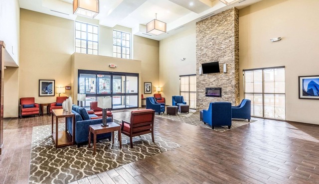 Comfort Suites Channelview - Houston East
