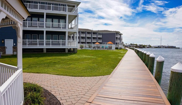 Comfort Suites Chincoteague Island Bayfront Resort
