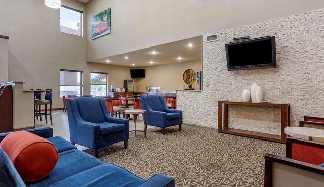 Comfort Suites Cordova