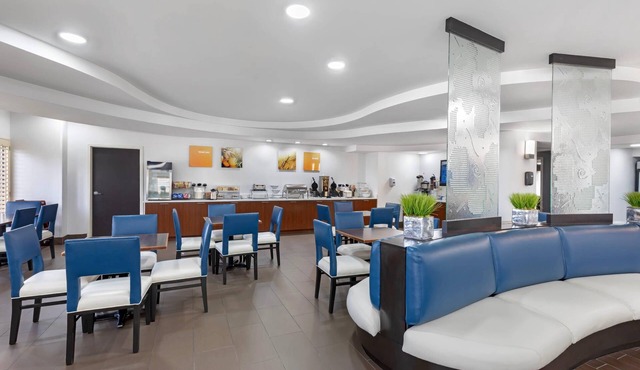 Comfort Suites DFW North/Grapevine
