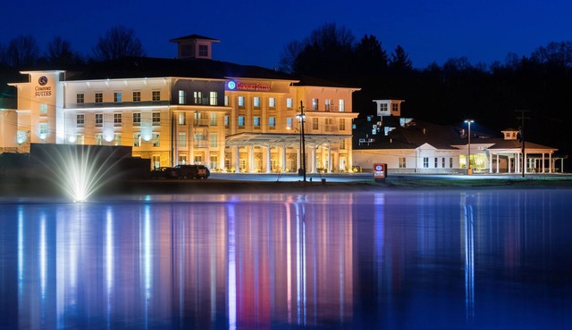 Comfort Suites DuBois Country Club