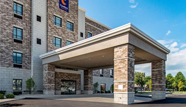 Comfort Suites Grove City - Columbus South