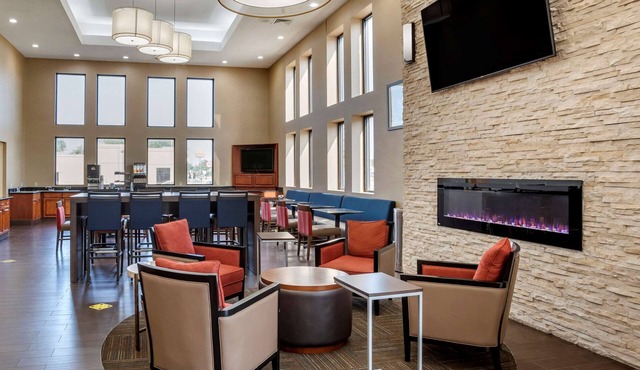 Comfort Suites Hagerstown Southeast