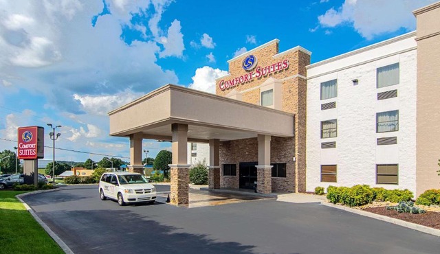 Comfort Suites Knoxville Airport
