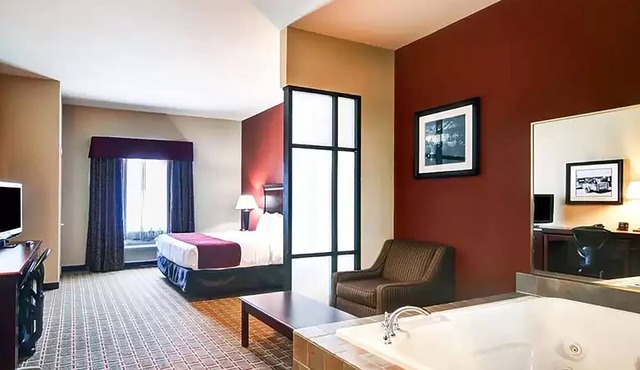 Comfort Suites Lake Worth