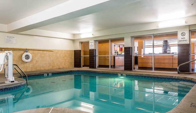 Comfort Suites Mason near Kings Island